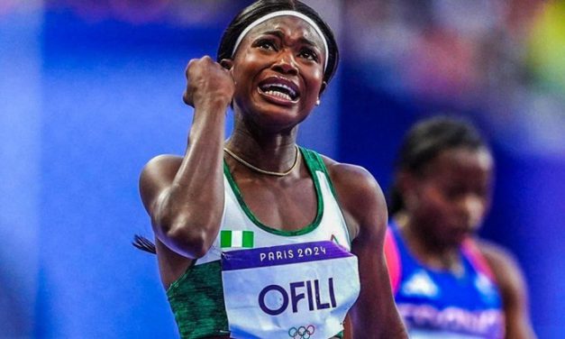 Nigerian sprinter Favour Ofili shatters 150m World Record