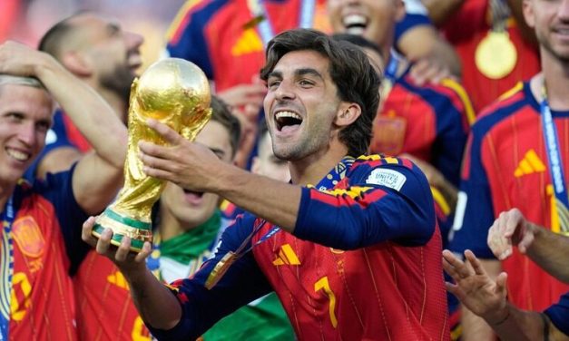 PSG seal €50m Ferran Torres deal with Barcelona