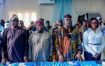 Gov’s family awards N100m scholarships to 831 indigent students in Ogun